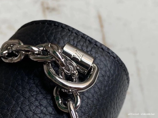 Official oldcobbler LOUIS TWIST PM VUITTON 0716